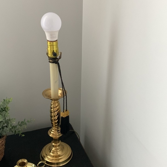 Vintage brass‎ table lamp with vintage lampshade floral cottage core traditional - Picture 11 of 15